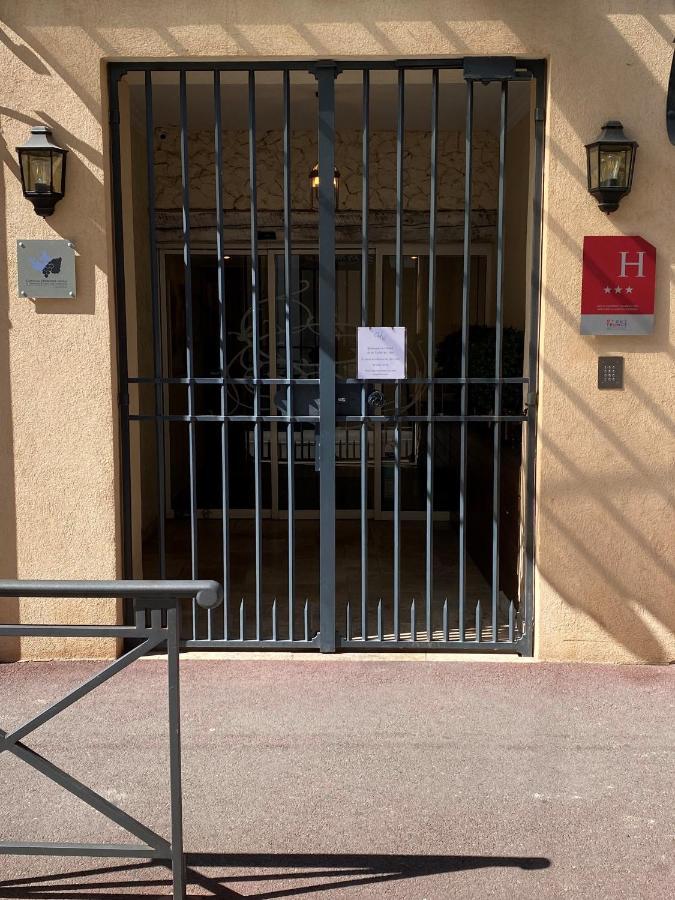 Châteaux Demeures Vallée de L'Arc Trets Exterior foto